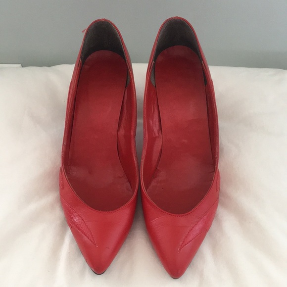 Red leather heels - Picture 2 of 6